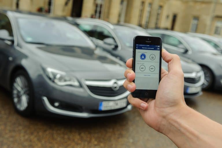 L&rsquo;application smartphone On Star, un assistant personnel proposé par Opel