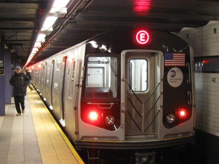 Des stations de métro connectées pour ne plus s&rsquo;ennuyer