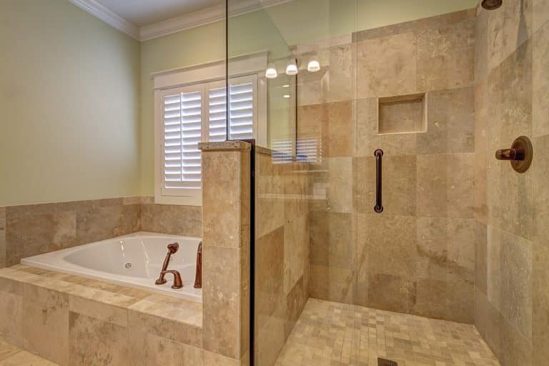 Des conseils de rénovation de salle de bain luxueuse