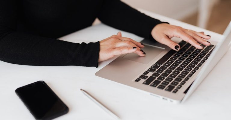 Le lifestyle geek : comment est-il devenu une tendance incontournable ?