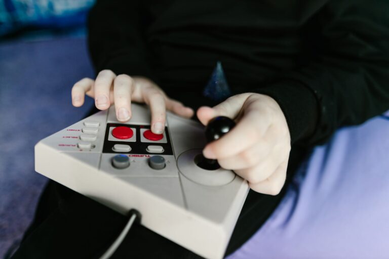 Comment le lifestyle geek s&rsquo;adapte-t-il aux tendances tech ?